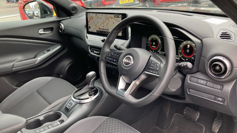 Nissan Juke 1.6 Hybrid N-Connecta 5dr Auto Hybrid Hatchback